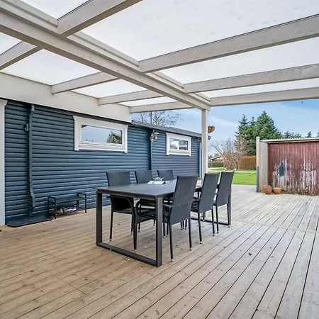 Holte - 750m From The Sea By Interhome Vakantiehuis Bøtø By