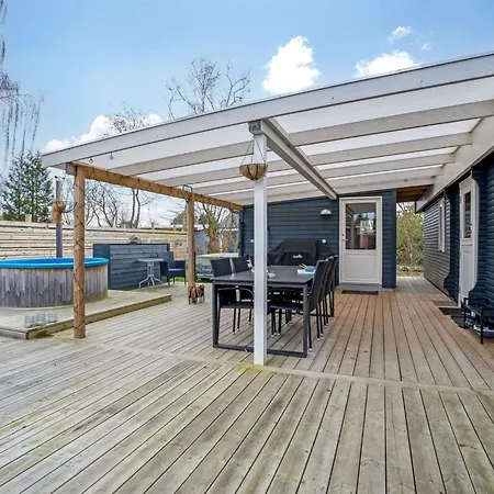 Holte - 750m From The Sea By Interhome *