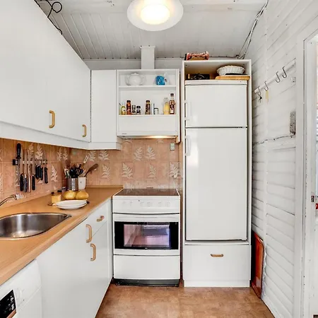 Holte - 750m From The Sea By Interhome Bøtø By