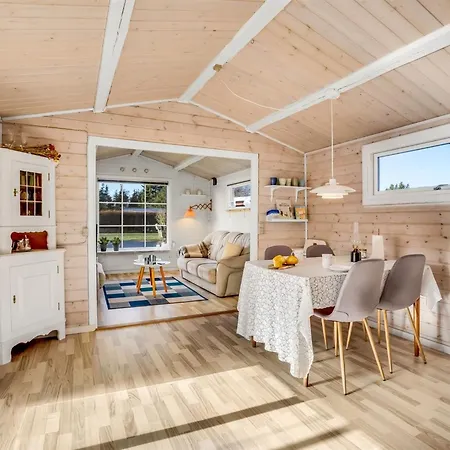Holte - 750m From The Sea By Interhome *
