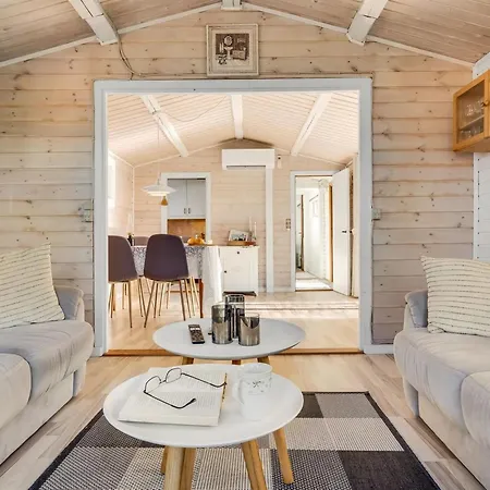 Holte - 750m From The Sea By Interhome Bøtø By